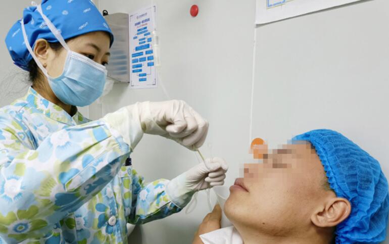 300度近視拖到900度近視，近視手術(shù)是什么感受？