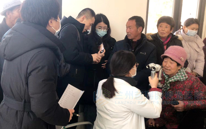 蘭州普瑞眼視光醫(yī)院“迎新春，送溫暖”慰問貧困群眾公益